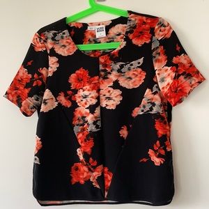 Vero Moda black and floral blouse tshirt